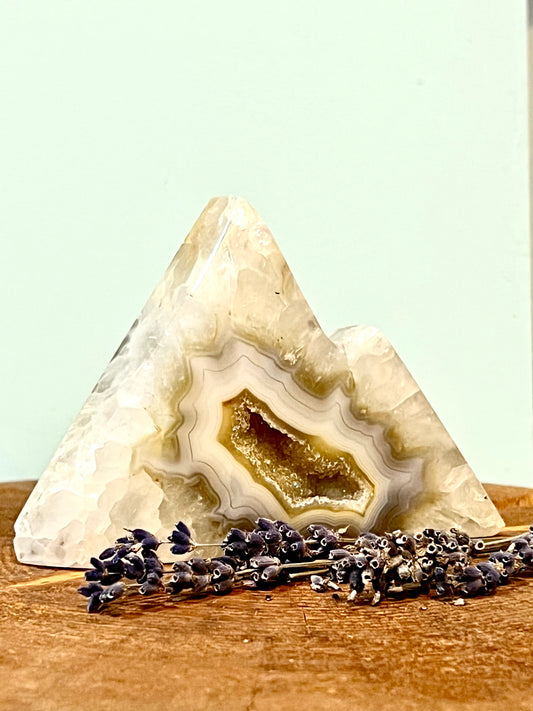 Brazilian Agate Mountain 18