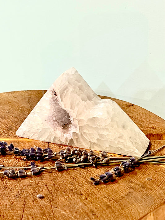 Brazilian Agate Mountain 22