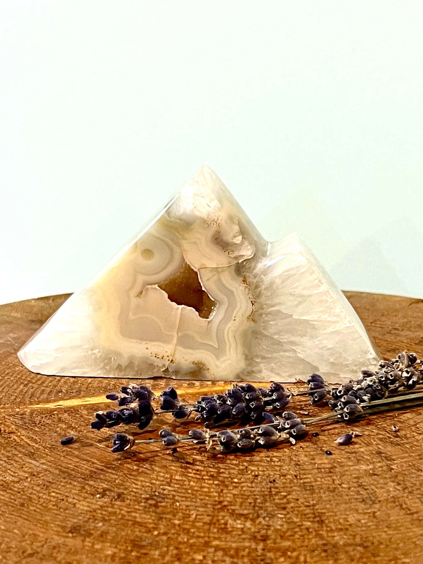 Brazilian Agate Mountain 25
