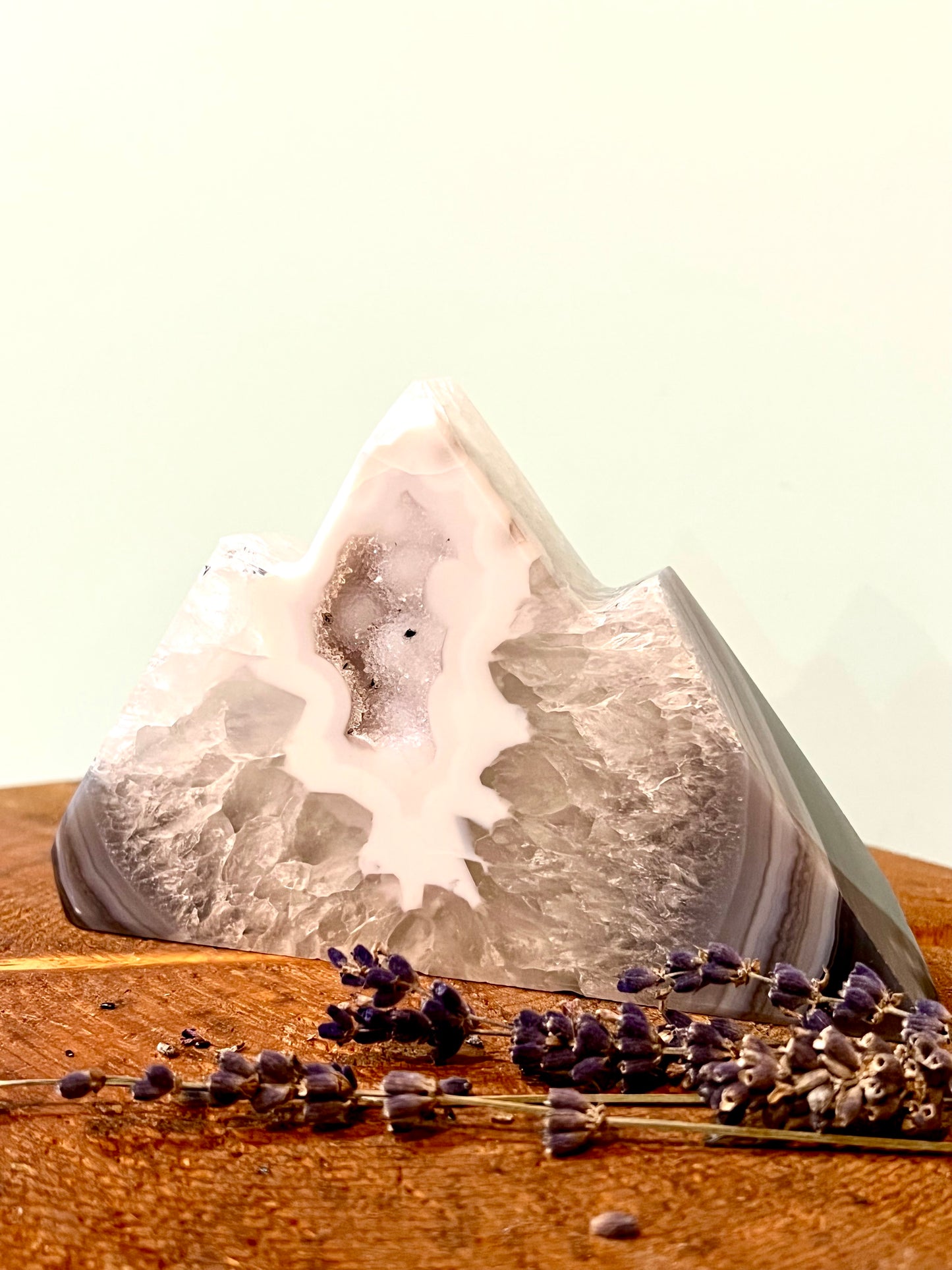 Brazilian Agate Mountain 31